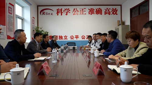 韩军走访调研基层党支部工作联系点