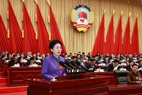 市政协十五届五次会议开幕 刘强于海田韩金峰孙开连杨峰出席 雷杰作常委会工作报告 王京文主持 刘霞作提案工作情况的报告