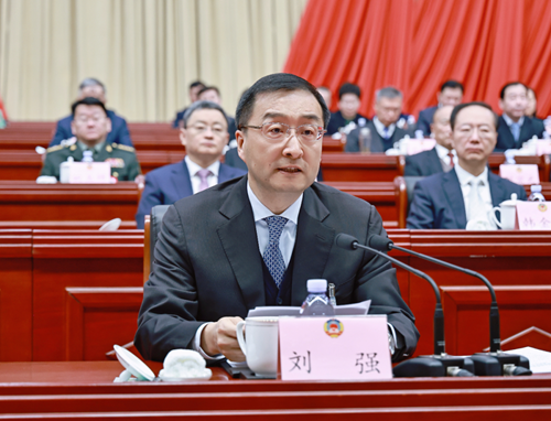 市政协十五届五次会议闭幕刘强于海田韩金峰杨峰出席会议选举孙开连为市政协主席通过市政协十五届五次会议政治决议等