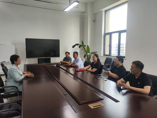 朱军到吴家堡街道走访调研民营企业