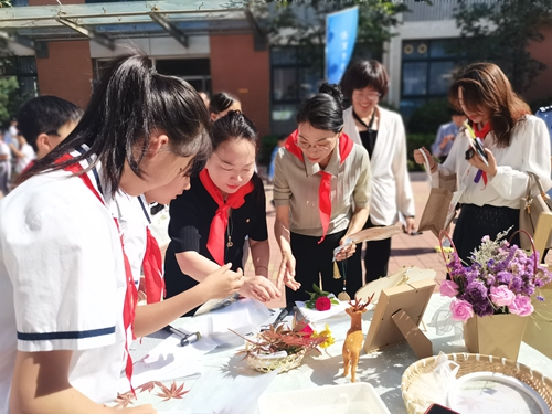 郭芳出席槐荫区成立黄河文化育人学校联盟成立暨槐荫区大中小思政一体化“感知科技创新”主题活动